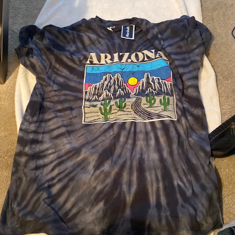 Selling a Call Your Mother graphic t shirt, never worn!!!